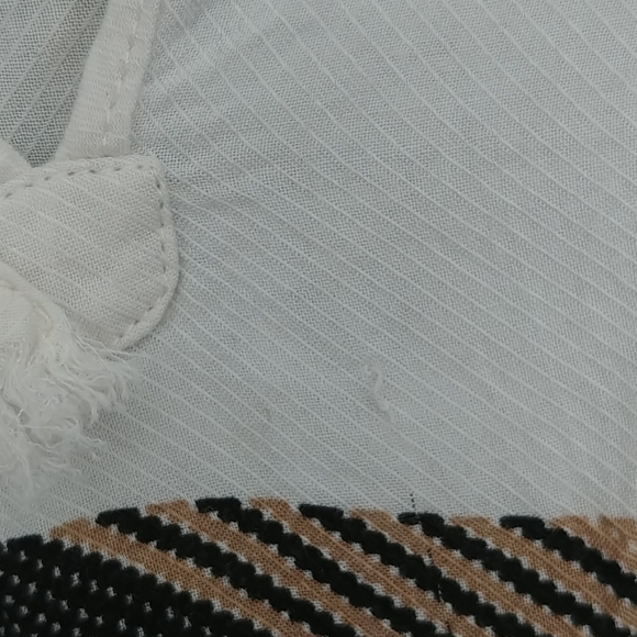 🌾3/$30🌾 BB Dakota open sleeve blouse - Picture 4 of 8